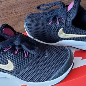 Nike presto fly girls size 11